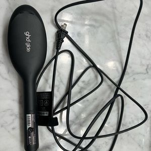 GHD GLIDE SMOOTHING HOT BRUSH